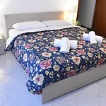Teresa Amor Inn Roma